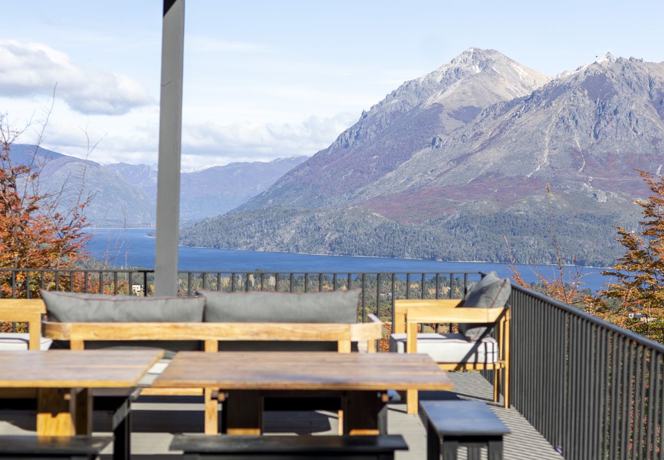 House in San Carlos de Bariloche - ARE68 Spectacular mansion in Arelauquen with views and jacuzzi
