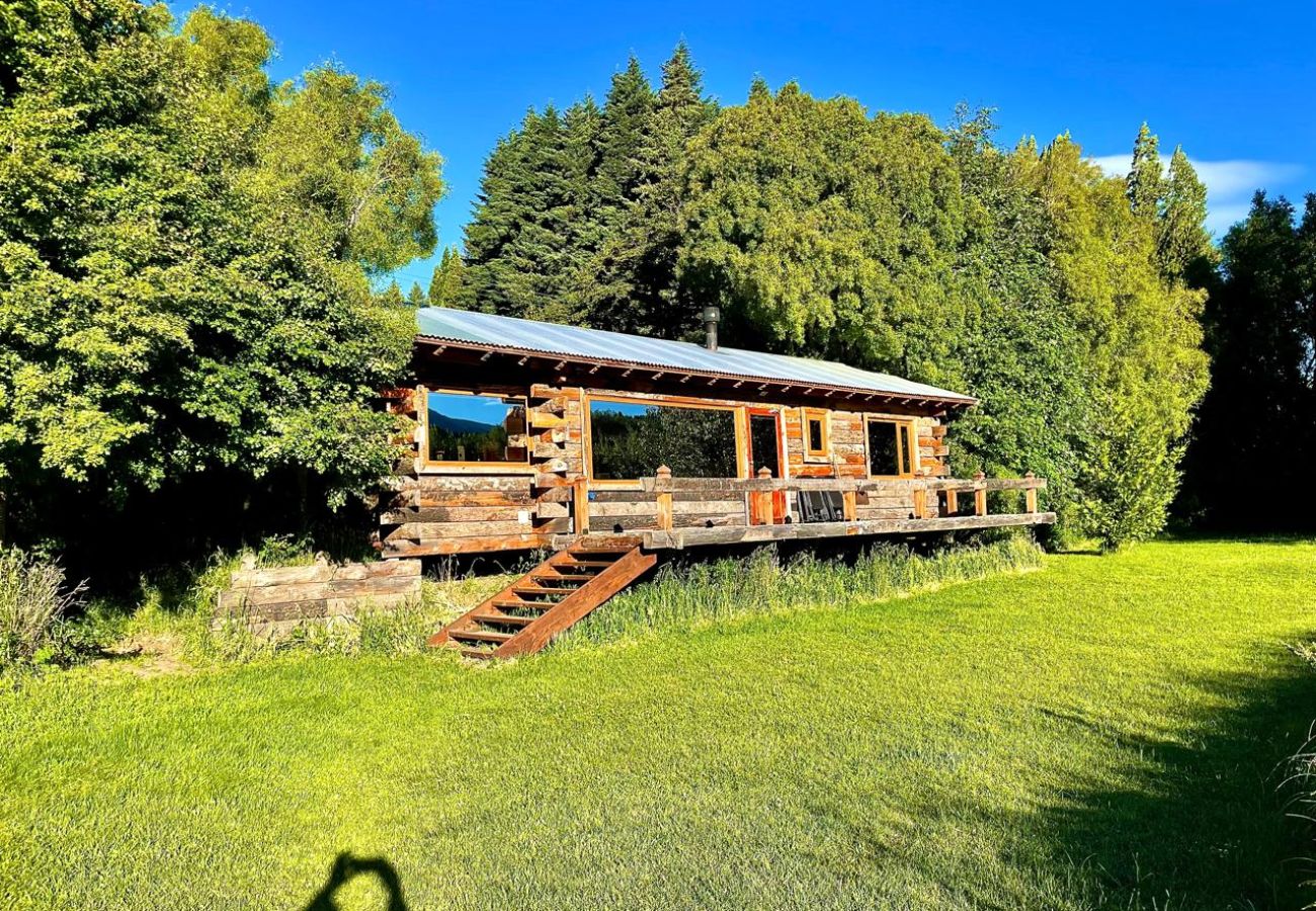 Cabin in San Carlos de Bariloche - View22 Cozy Mountain Cabin - Mountain views.